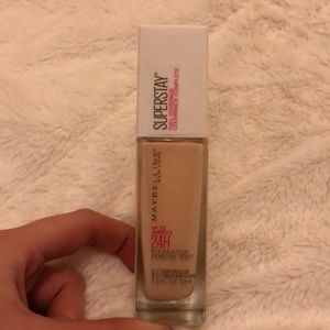 Maybelline Superstay Full Coverage Foundation